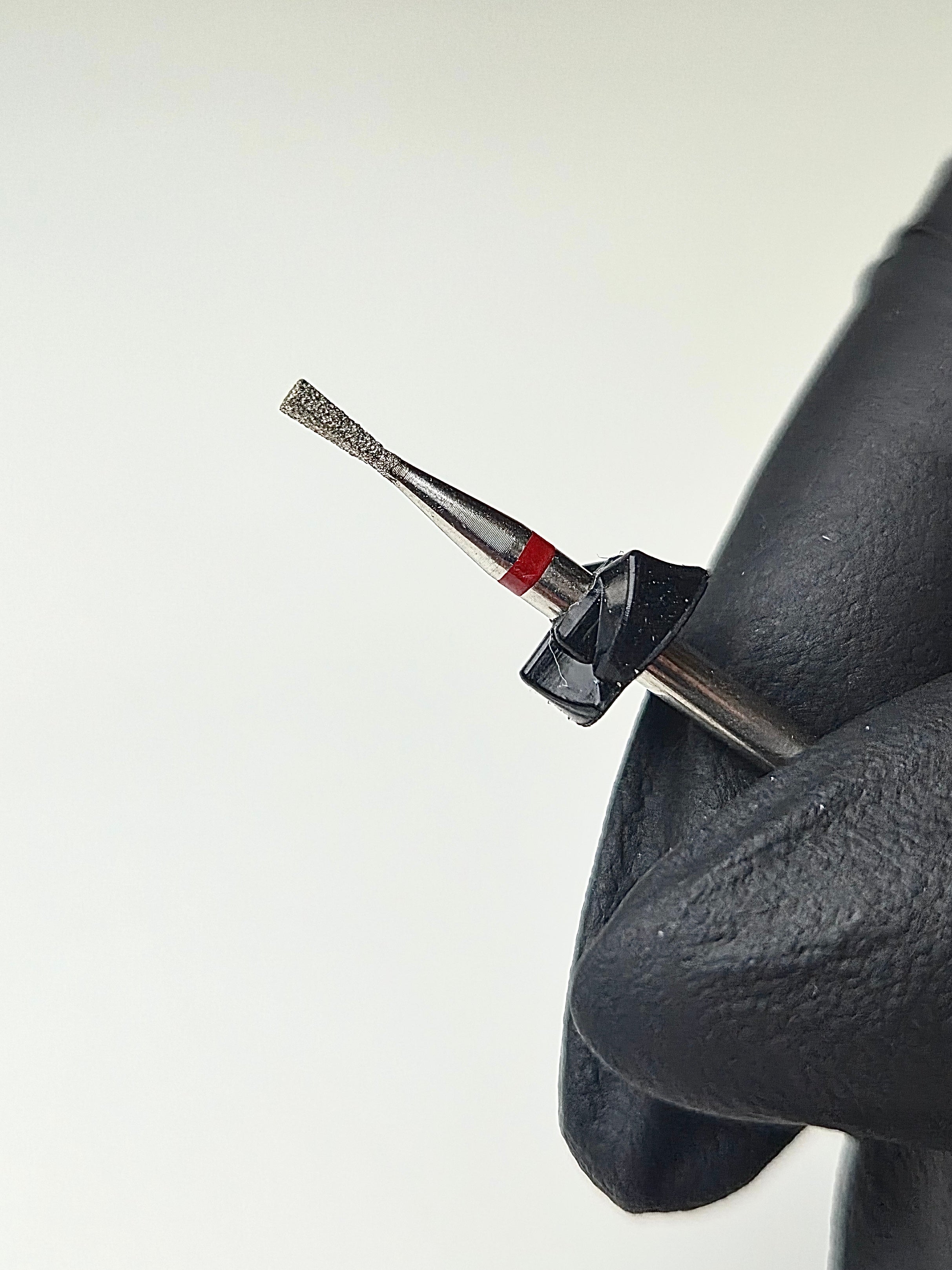 ‘Travis’ the Tapered Cuticle Bit Fine Grit