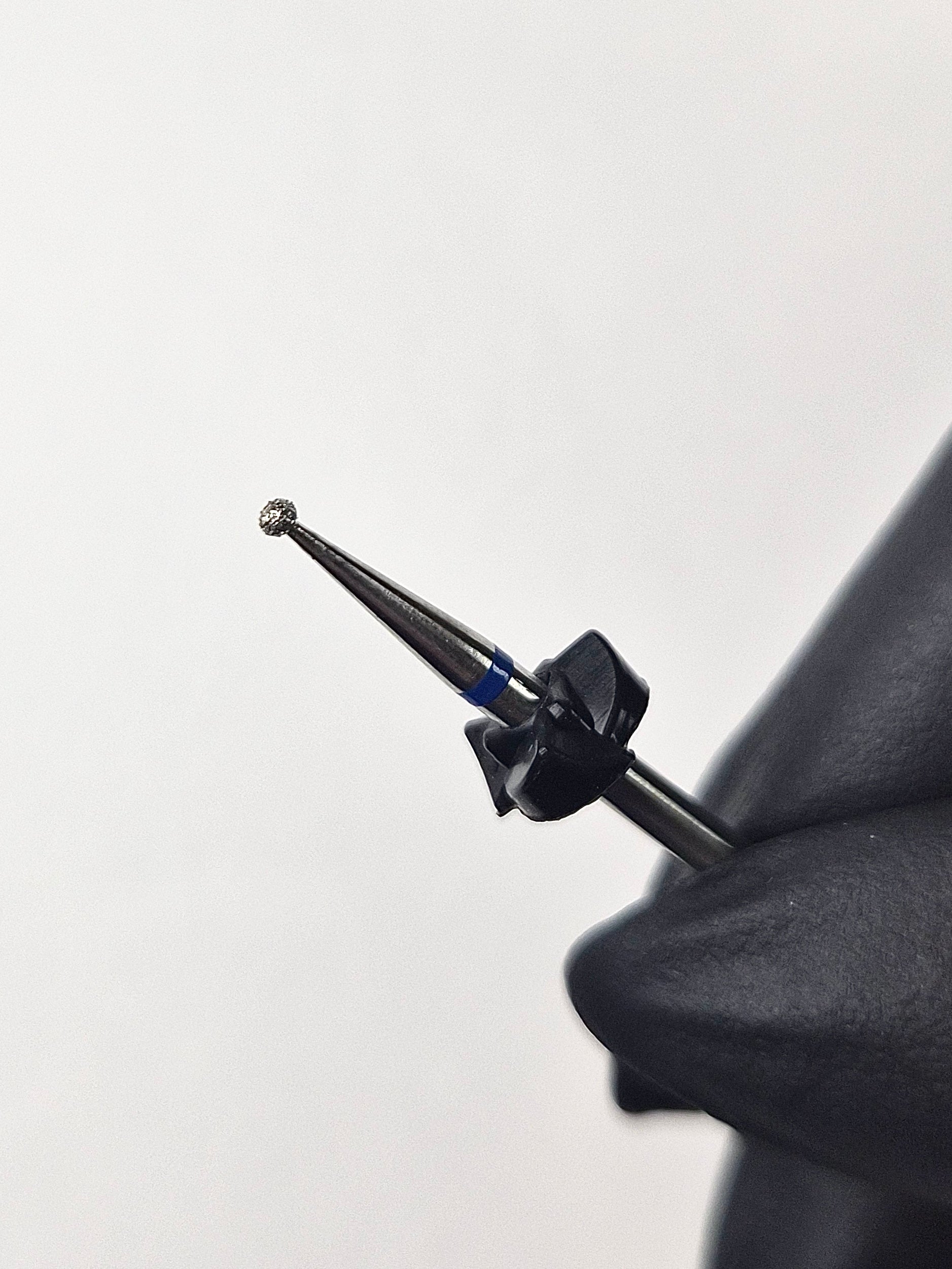 ‘Bill’ the Mini Cuticle Ball Bit Medium Grit